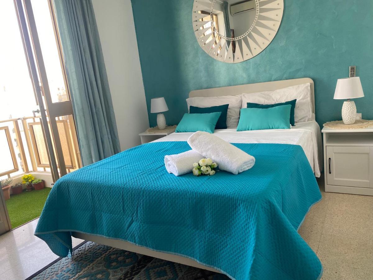 St Paul'S Bay Central Apartment In Qawra St. Paul's Bay Esterno foto