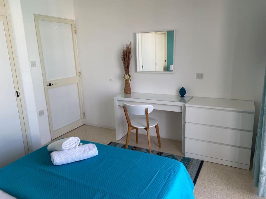 St Paul'S Bay Central Apartment In Qawra St. Paul's Bay Esterno foto