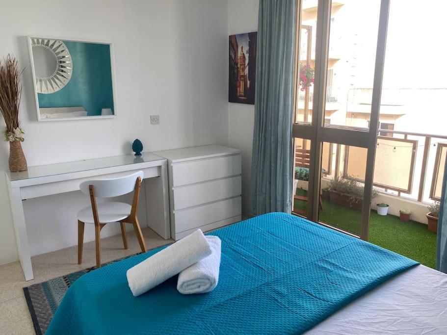 St Paul'S Bay Central Apartment In Qawra St. Paul's Bay Esterno foto